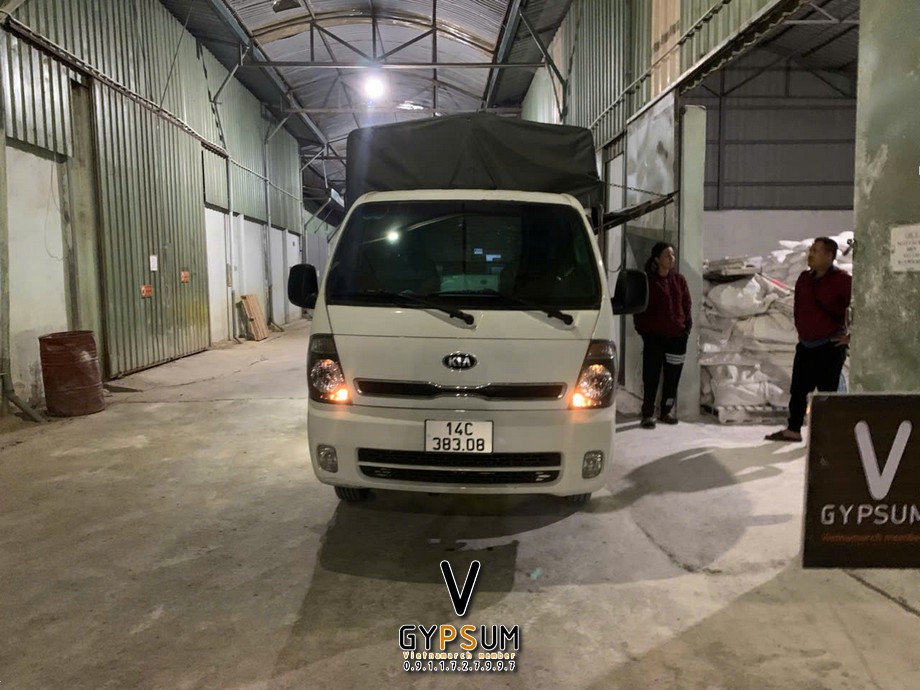 Phân phối 5 tấn bột thạch cao tại Hưng Yên Phân phối 5 tấn bột thạch cao tại Hưng Yên