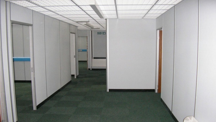 So sánh tường thạch cao và tường gạch So sánh tường thạch cao và tường gạch