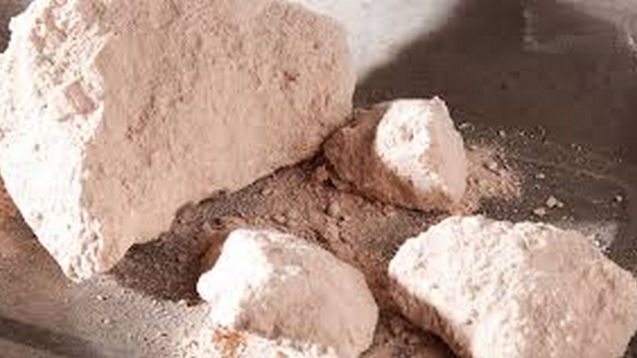 Bột thạch cao để lâu có dùng được không?