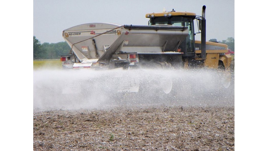 Cách điều chỉnh độ pH của đất bằng bột thạch cao