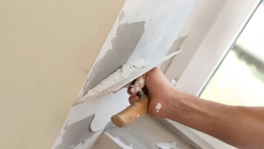 Có nên dùng bột bả thạch cao Vĩnh Tường cho trần thạch cao?